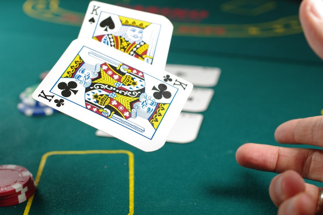 Aturan Dasar Texas Hold'em: Dari Preflop Hingga Showdown