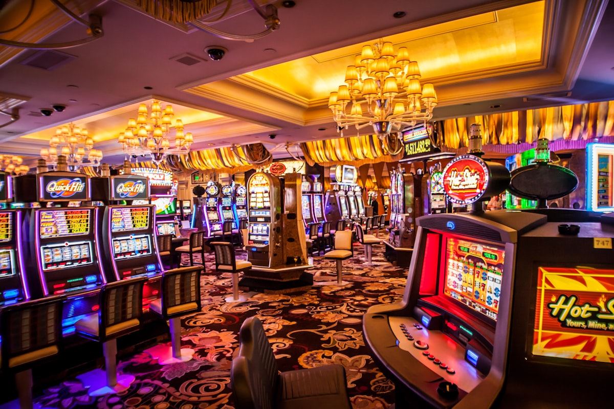 Deretan mesin slot yang mudah diakses dari ponsel